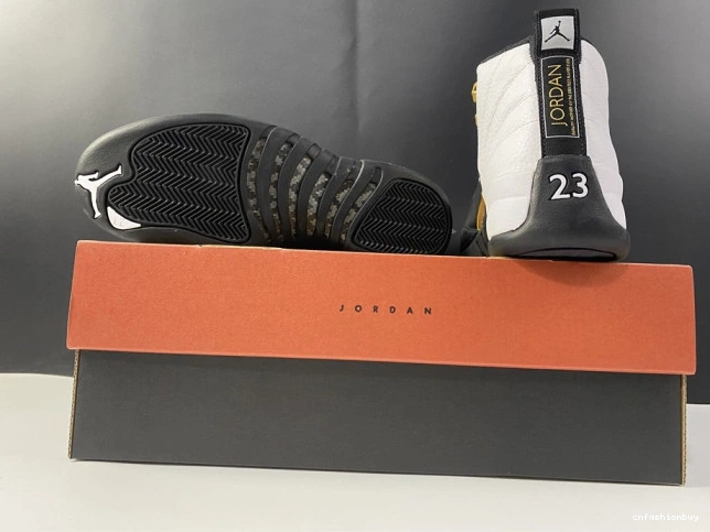 Royalty CT8013-170 Air 12 Jordan 1123